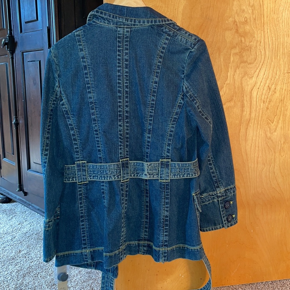 Jean jacket - Picture 4 of 7